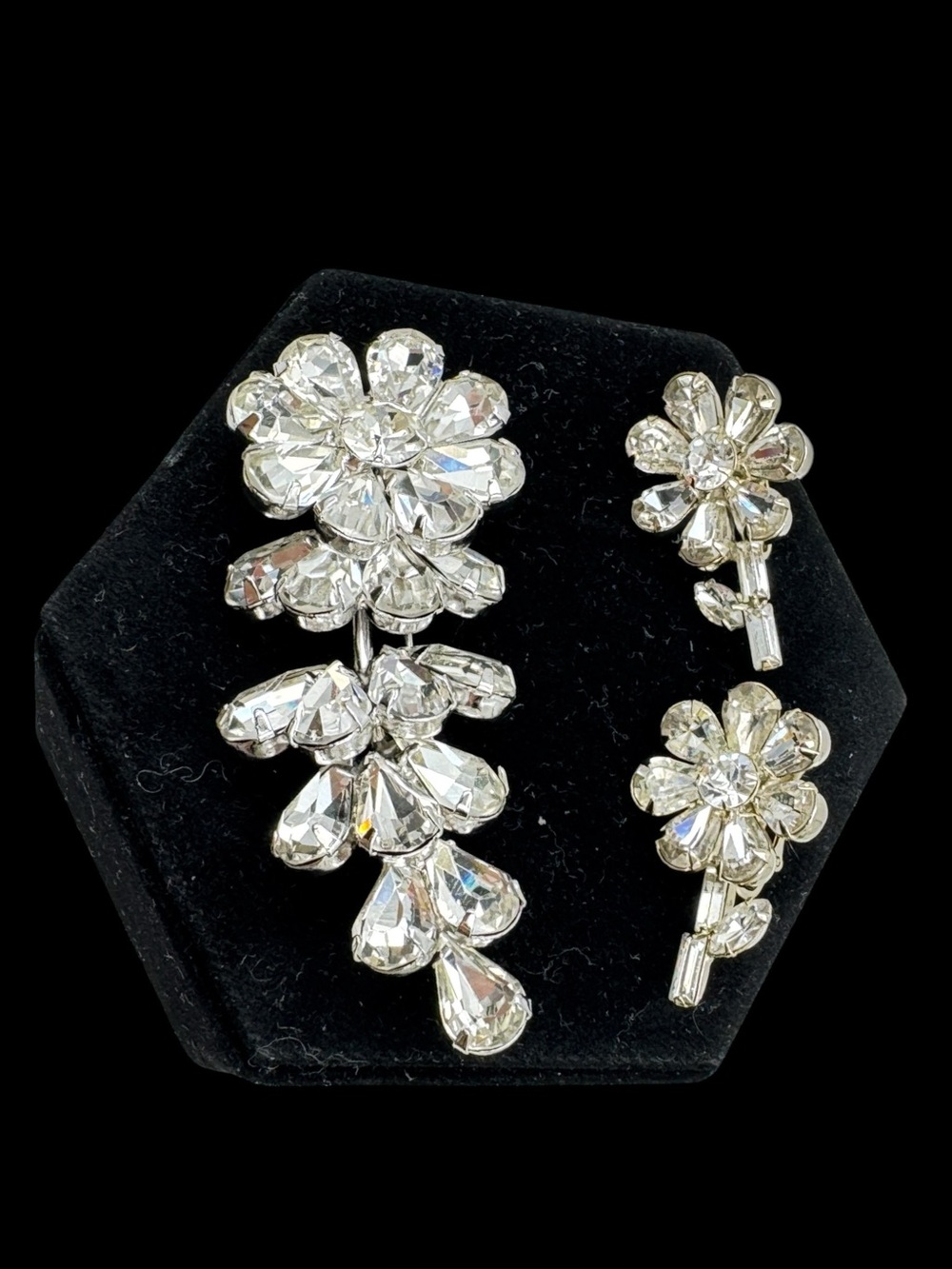 Vintage Art Deco Clear Rhinestone Flower Brooch & Clip On Earrings Set